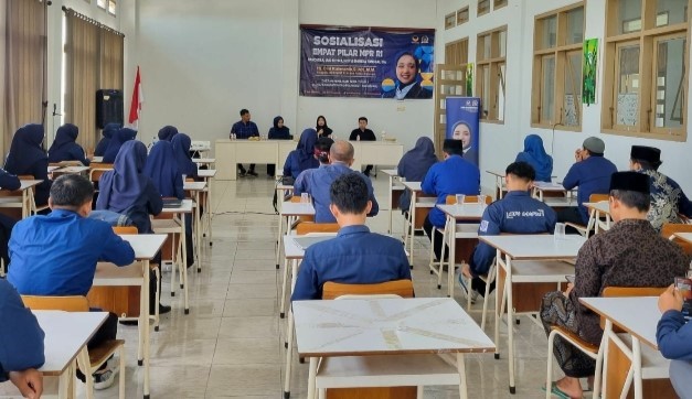 Keluarga Berperan Penting  Tanamkan Karakter Kebangsaan Generasi Muda